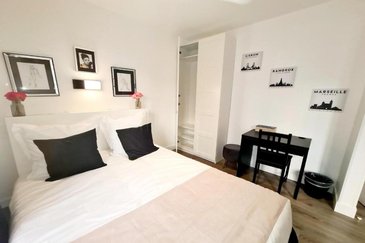 Hotel Le 23 Clichy Exterior photo